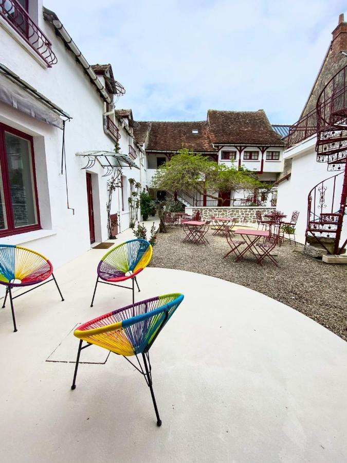 Nuit En Brenne Hotel Le Blanc Bagian luar foto