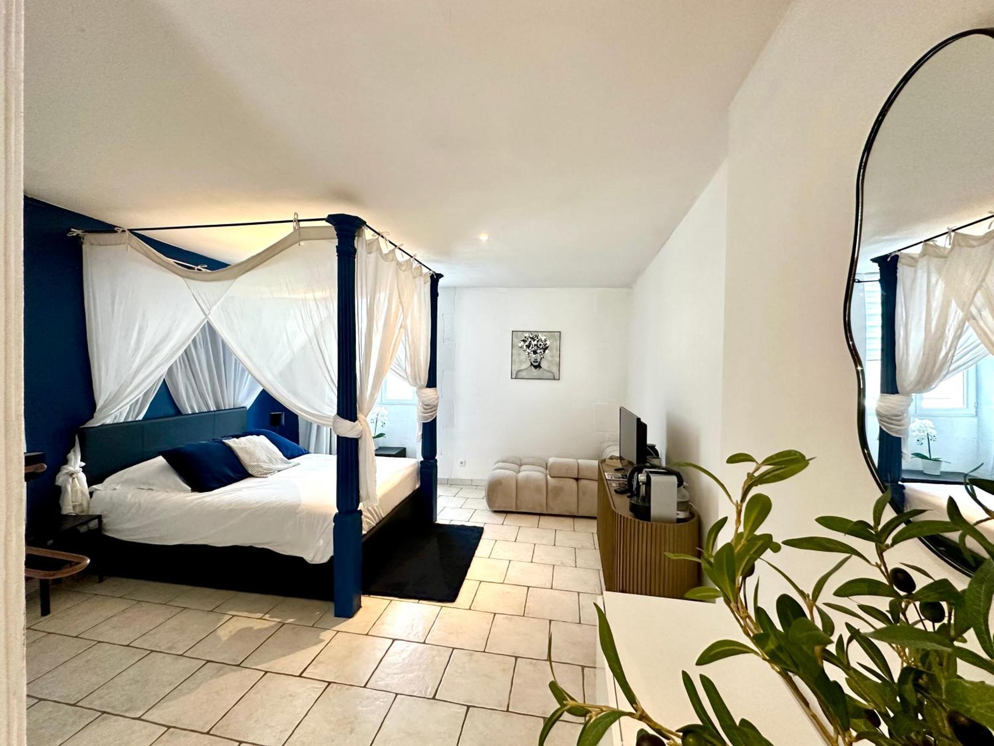 Nuit En Brenne Hotel Le Blanc Bagian luar foto